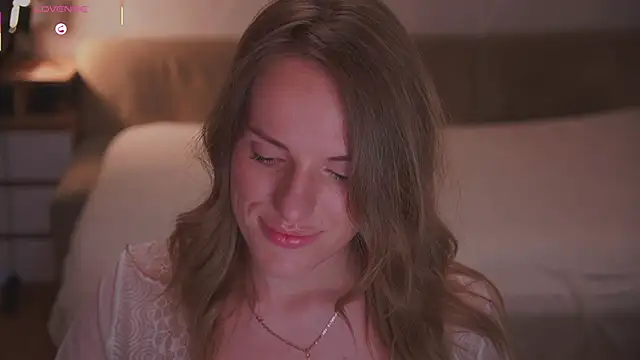 Snapshot of Vanille_Mystery chatting on November 29, 7:50 pm Vanille Mystery online show from November 29, 7:50 pm