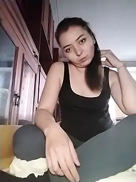 Snapshot of Viktoriia27 chatting on April 13, 3:50 pm Viktoriia27 online show from April 13, 3:50 pm