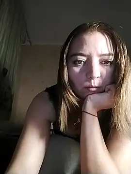 Snapshot of Viktoriia27 chatting on July 21, 8:55 pm Viktoriia27 online show from July 21, 8:55 pm