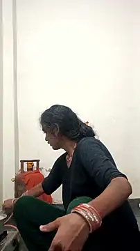 Snapshot of Guriya0076 chatting on November 24, 3:50 am Guriya0076 online show from November 24, 3:50 am