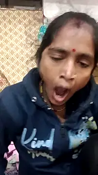 Snapshot of Guriya0076 chatting on November 29, 12:46 am Guriya0076 online show from November 29, 12:46 am