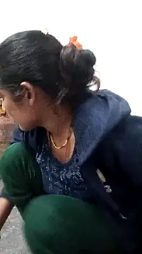 Snapshot of Guriya0076 chatting on December 3, 12:58 pm Guriya0076 online show from December 3, 12:58 pm