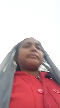 Snapshot of Guriya0076 chatting on December 14, 1:33 am Guriya0076 online show from December 14, 1:33 am