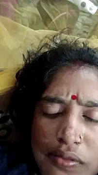 Snapshot of Guriya0076 chatting on December 18, 6:36 pm Guriya0076 online show from December 18, 6:36 pm