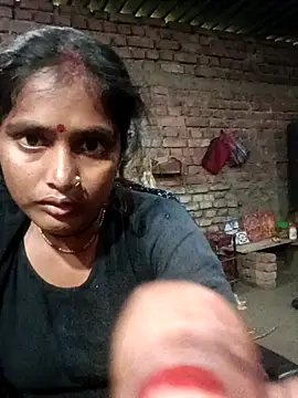 Guriya0076 online show from February 18, 8:32 am