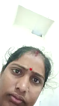 Snapshot of Guriya0076 chatting on May 2, 11:43 pm Guriya0076 online show from May 2, 11:43 pm