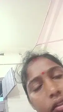 Snapshot of Guriya0076 chatting on May 25, 11:33 pm Guriya0076 online show from May 25, 11:33 pm
