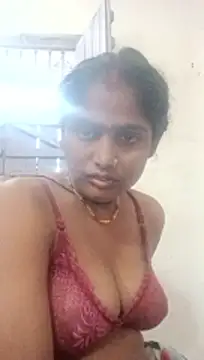 Snapshot of Guriya0076 chatting on May 26, 11:39 am Guriya0076 online show from May 26, 11:39 am