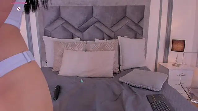 lucianacohelo online show from September 13, 12:16 pm