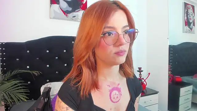 Snapshot of abby_jones2 chatting on June 25, 2:44 am abby jones2 online show from June 25, 2:44 am