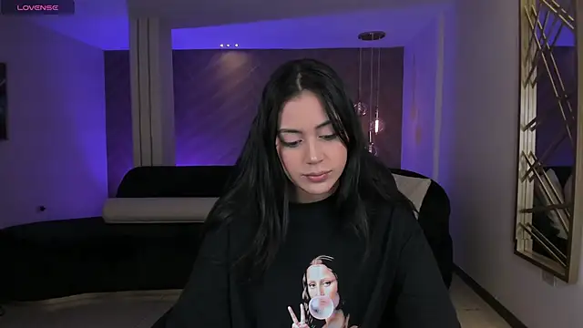 AmbarJames  online show from December 5, 12:03 pm