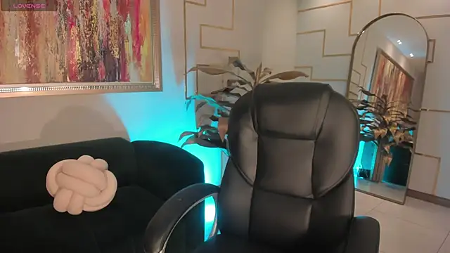 MilaLawrence online show from February 26, 12:15 pm