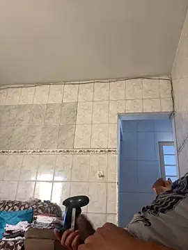 Snapshot of PIROCAGG21 chatting on December 1, 10:20 am PIROCAGG21 online show from December 1, 10:20 am