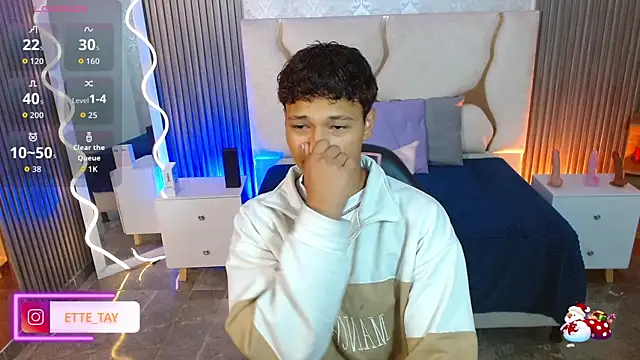 Snapshot of Ette_tay chatting on November 20, 3:18 am Ette tay online show from November 20, 3:18 am