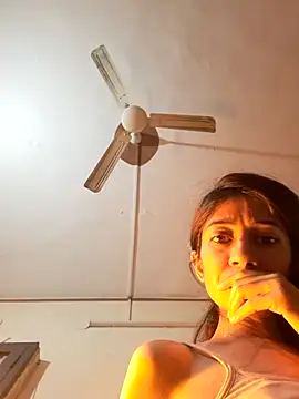 Snapshot of babe_jasmine chatting on November 27, 12:56 am babe jasmine online show from November 27, 12:56 am