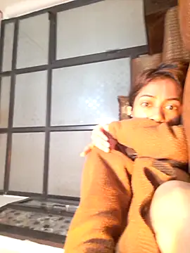 Snapshot of babe_jasmine chatting on December 1, 9:25 am babe jasmine online show from December 1, 9:25 am