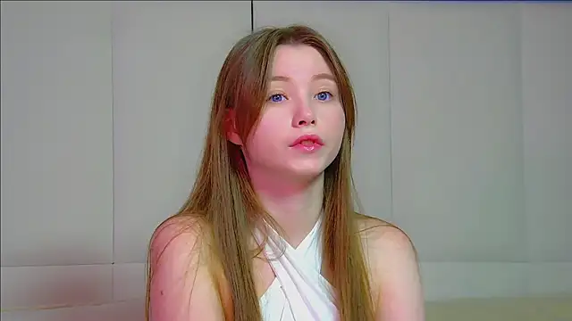Snapshot of KeiraAsti chatting on October 7, 6:16 pm KeiraAsti online show from October 7, 6:16 pm