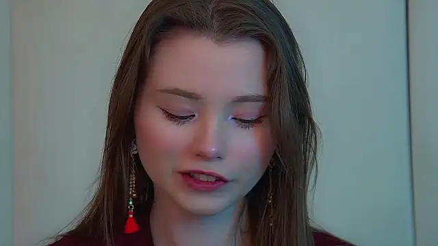 KeiraAsti online show from February 2, 6:28 pm