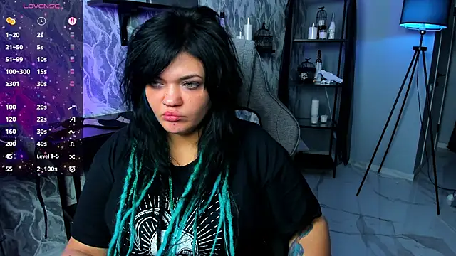 Snapshot of MaryHarrys chatting on November 16, 2:39 am MaryHarrys online show from November 16, 2:39 am