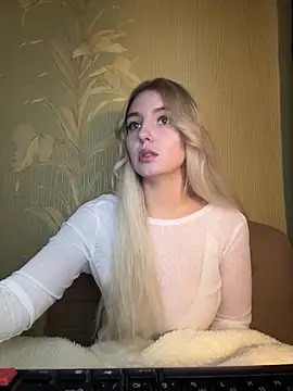 sindi love u online show from October 21, 8:48 am