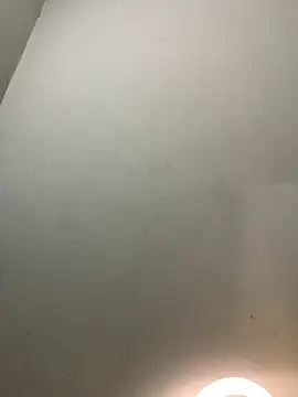 Snapshot of StrawberryXpeach chatting on March 31, 10:43 pm StrawberryXpeach online show from March 31, 10:43 pm