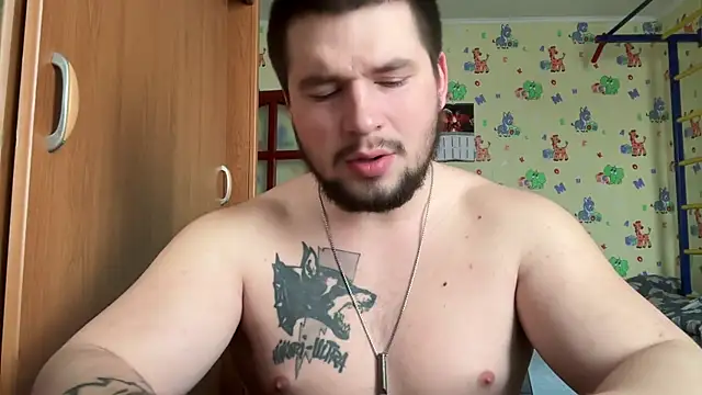 chiraq1945 online show from February 20, 7:43 am