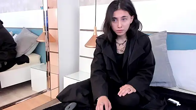 Snapshot of Ashkoreh chatting on October 23, 9:24 pm Ashkoreh online show from October 23, 9:24 pm