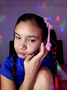 liz7skinny online show from April 24, 7:38 pm