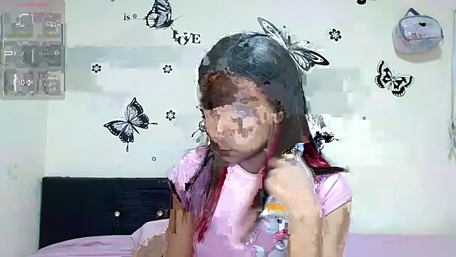 Snapshot of liz7skinny chatting on June 4, 10:16 pm liz7skinny online show from June 4, 10:16 pm