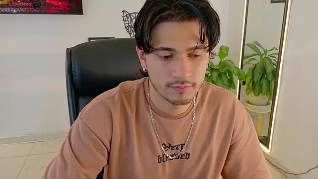 Elian savoy online show from November 24, 11:48 pm