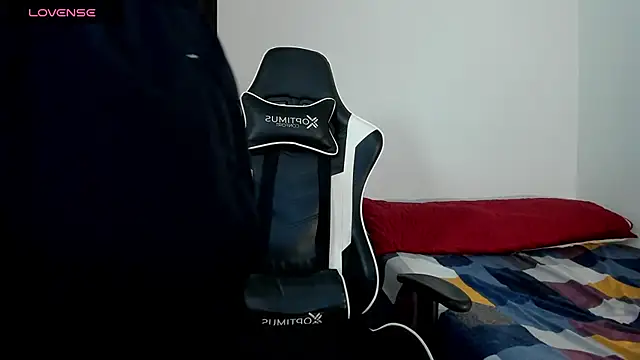 Snapshot of bryan_mugn chatting on November 18, 3:56 am bryan mugn online show from November 18, 3:56 am