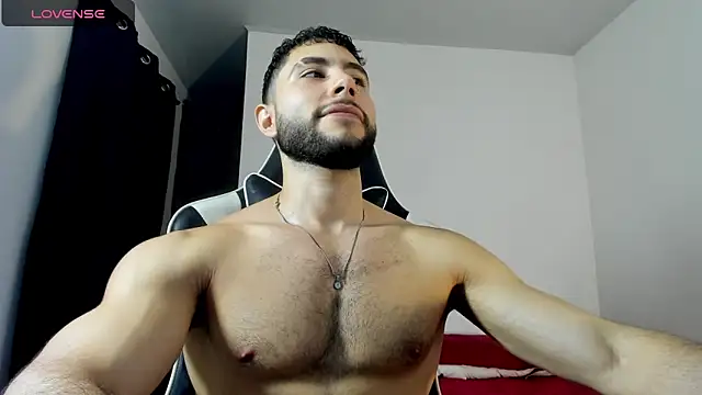 Snapshot of bryan_mugn chatting on December 3, 2:52 am bryan mugn online show from December 3, 2:52 am