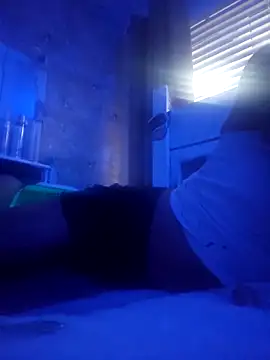 Tannedtattooed69 online show from September 29, 6:07 am