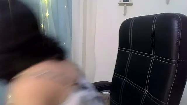 Snapshot of Karan_Ash chatting on November 29, 6:16 am Karan Ash online show from November 29, 6:16 am