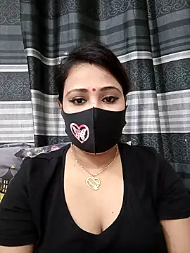 Snapshot of Mow_955 chatting on November 9, 6:28 pm Mow 955 online show from November 9, 6:28 pm