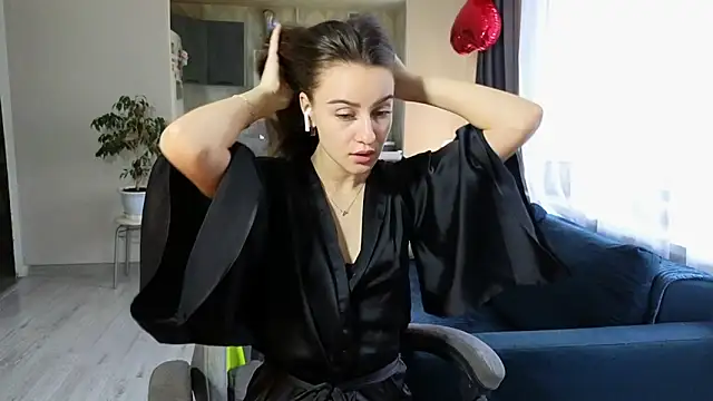 Snapshot of BelleWild chatting on October 6, 4:32 am BelleWild online show from October 6, 4:32 am