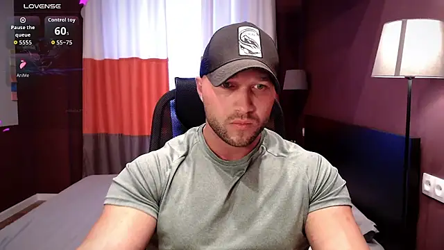 Snapshot of RikAdlerr chatting on November 29, 8:17 am RikAdlerr online show from November 29, 8:17 am