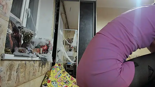 Snapshot of WatsonMi chatting on October 30, 4:41 pm WatsonMi online show from October 30, 4:41 pm