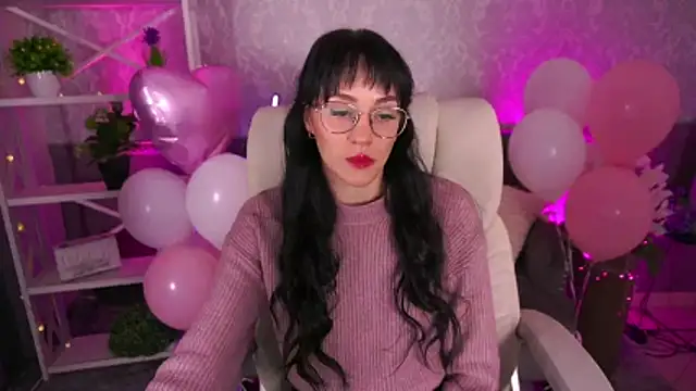 EviLune online show from February 17, 7:27 am