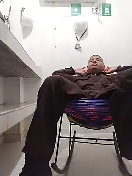 SOY0119DIEGO online show from March 1, 11:23 am