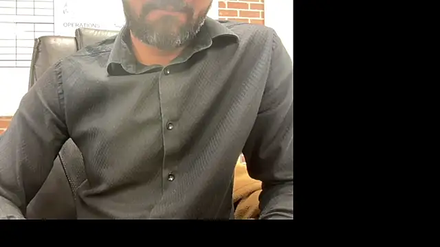 pranastro00 online show from January 13, 4:56 pm