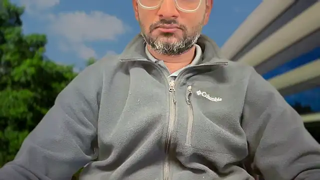 Snapshot of pranastro00 chatting on June 19, 10:41 am pranastro00 online show from June 19, 10:41 am