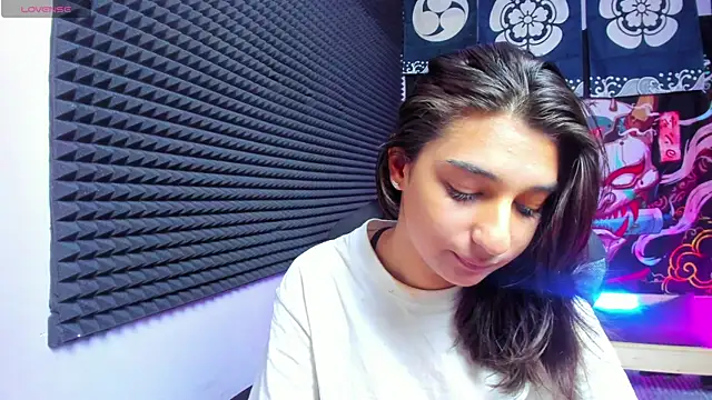Snapshot of Elfy_Rare_ chatting on October 14, 3:02 pm Elfy Rare online show from October 14, 3:02 pm