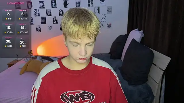 Snapshot of olivertasty chatting on October 21, 2:29 pm olivertasty online show from October 21, 2:29 pm