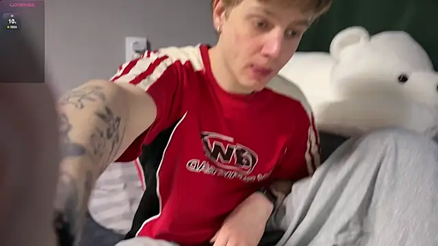 olivertasty online show from May 1, 4:00 pm