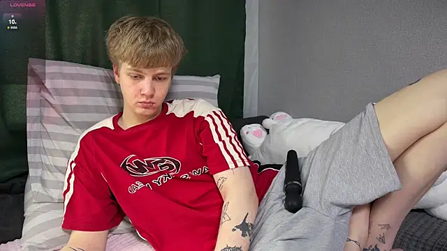 olivertasty online show from May 4, 12:01 pm