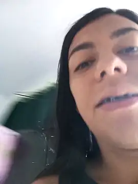 Snapshot of SharonDustLove chatting on December 3, 1:09 pm SharonDustLove online show from December 3, 1:09 pm