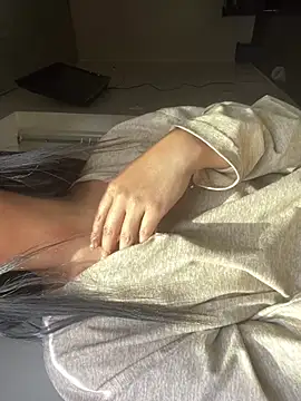 sabrina v  online show from January 17, 6:33 pm