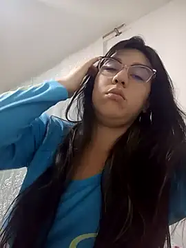 Snapshot of lareinalareinadelanal chatting on October 4, 1:53 pm lareinalareinadelanal online show from October 4, 1:53 pm