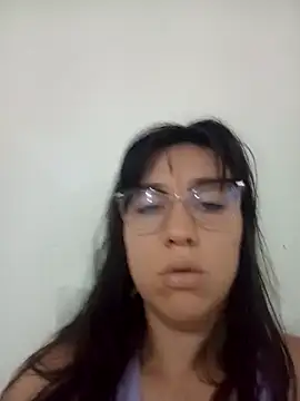 Snapshot of lareinalareinadelanal chatting on October 14, 11:11 am lareinalareinadelanal online show from October 14, 11:11 am